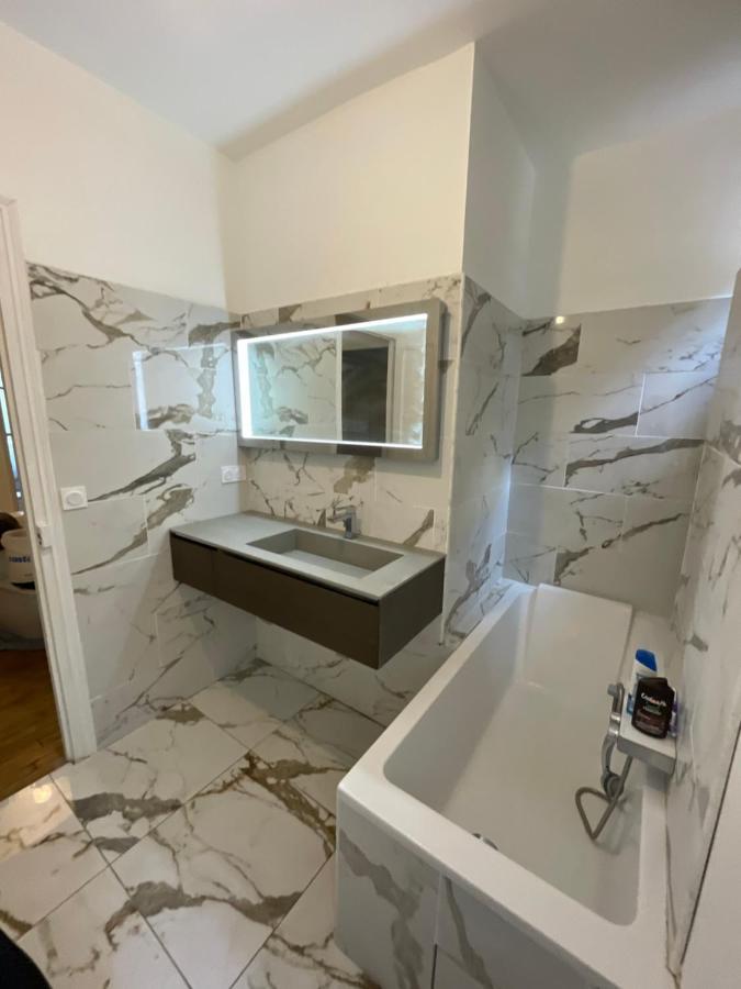 Montmartre Sacré Cœur Appartamento Parigi